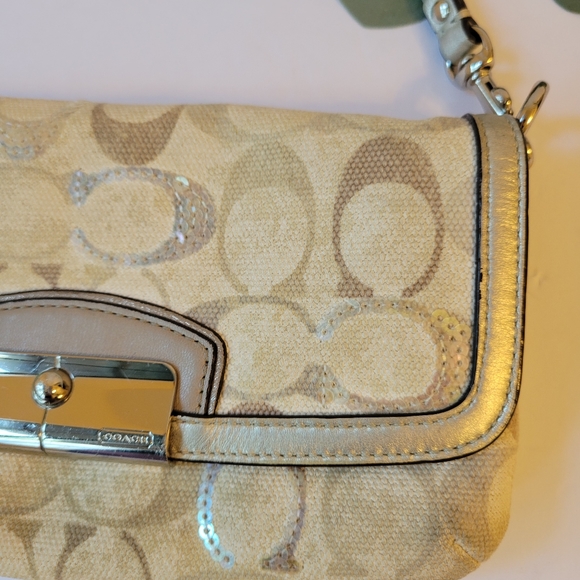 Coach signature Kristen flap sequins wristlet bag - Picture 3 of 11